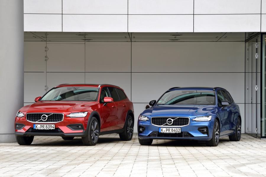  Volvo V60 D3 R-Design 2018 года  (WW) (фото 27 из 29)